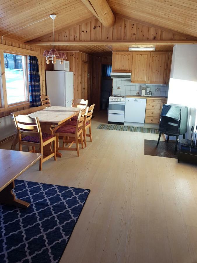 Solstua Three-Bedroom Cottage يالو المظهر الخارجي الصورة